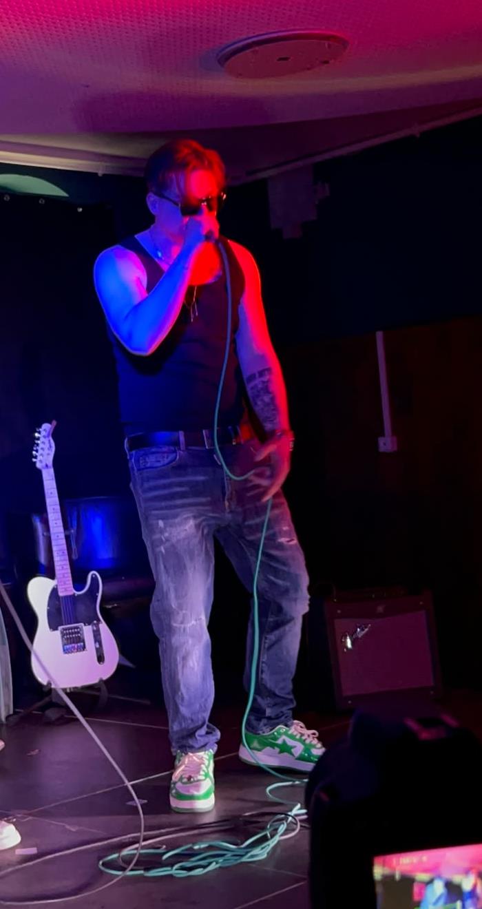 Wastedlife live auf der Bühne